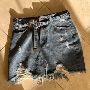 Denim skirt with denim belt